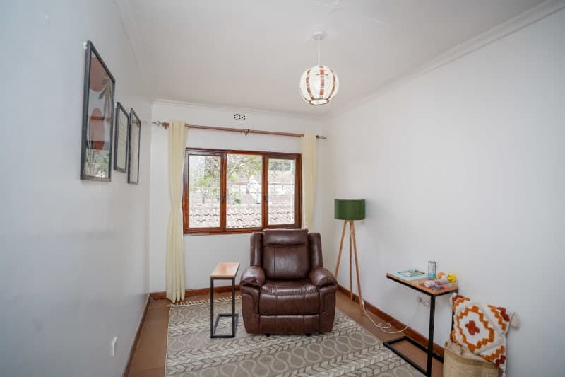 Cozy Nook - Perfect for personal reflection